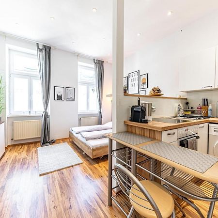 Cozy + Trendy By Jr City Apartments Vienna Exterior photo